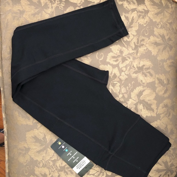 Lady’s GOWALK eggings from Skechers - Picture 3 of 13